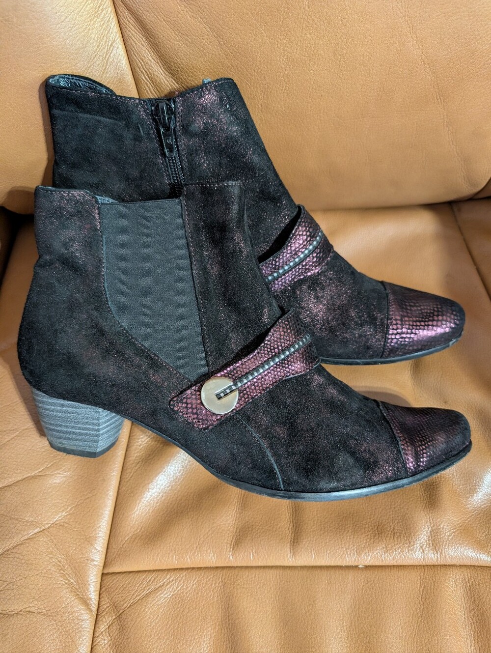 UTV- Un Tour en Ville Booties